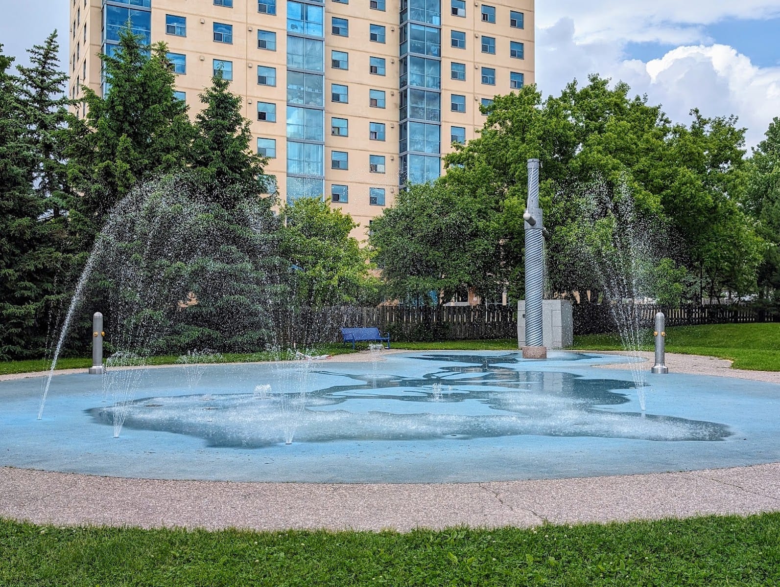 Bridgeview Park, photo 2