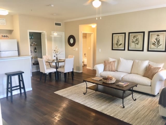 Chandler Creek Apartment Homes, photo 2