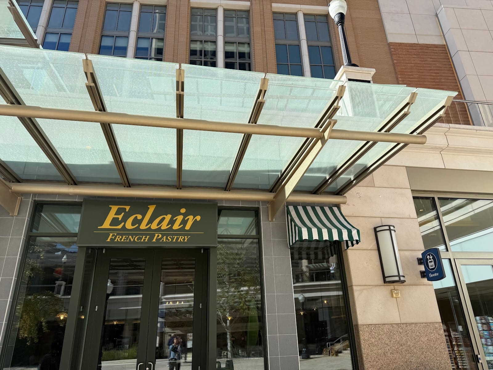 Eclair French Pastry City Creek, photo 2