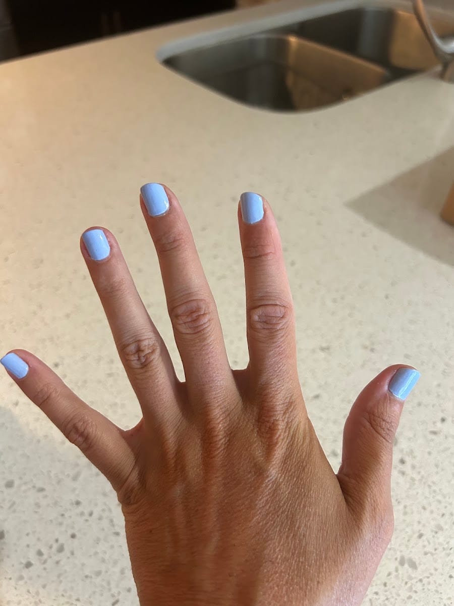 Tip Top Nails, photo 3