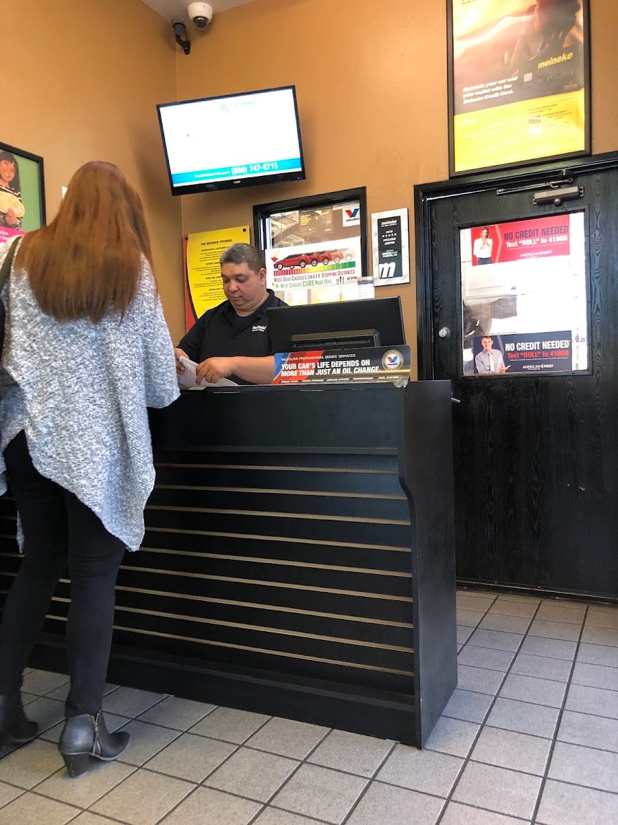 Meineke Car Care Center, photo 3