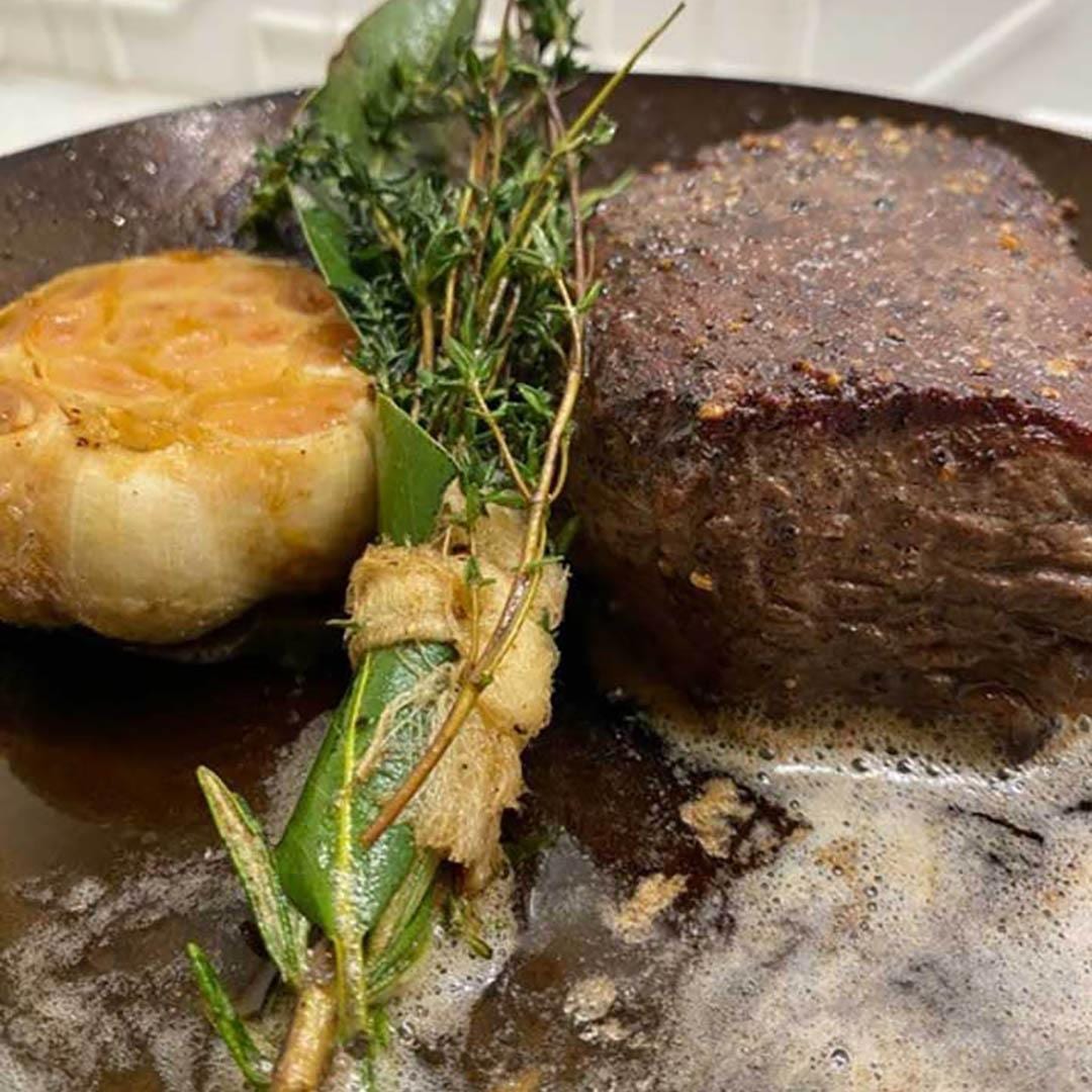 Thompson 105, photo 4