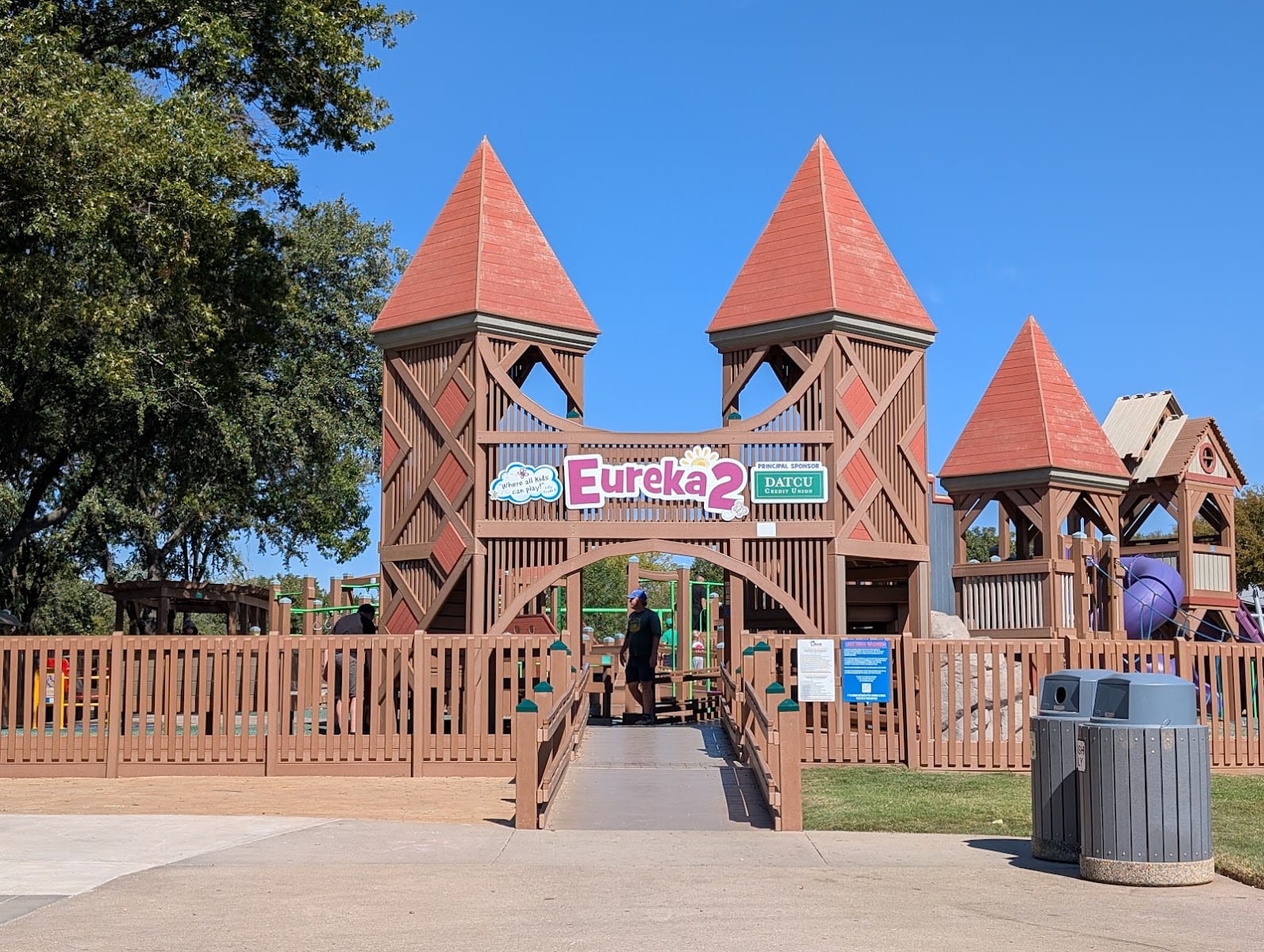 Eureka 2, photo 2