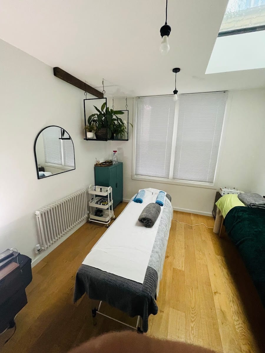 Kerry Reilly - Remedial Massage Therapy | Liverpool Street