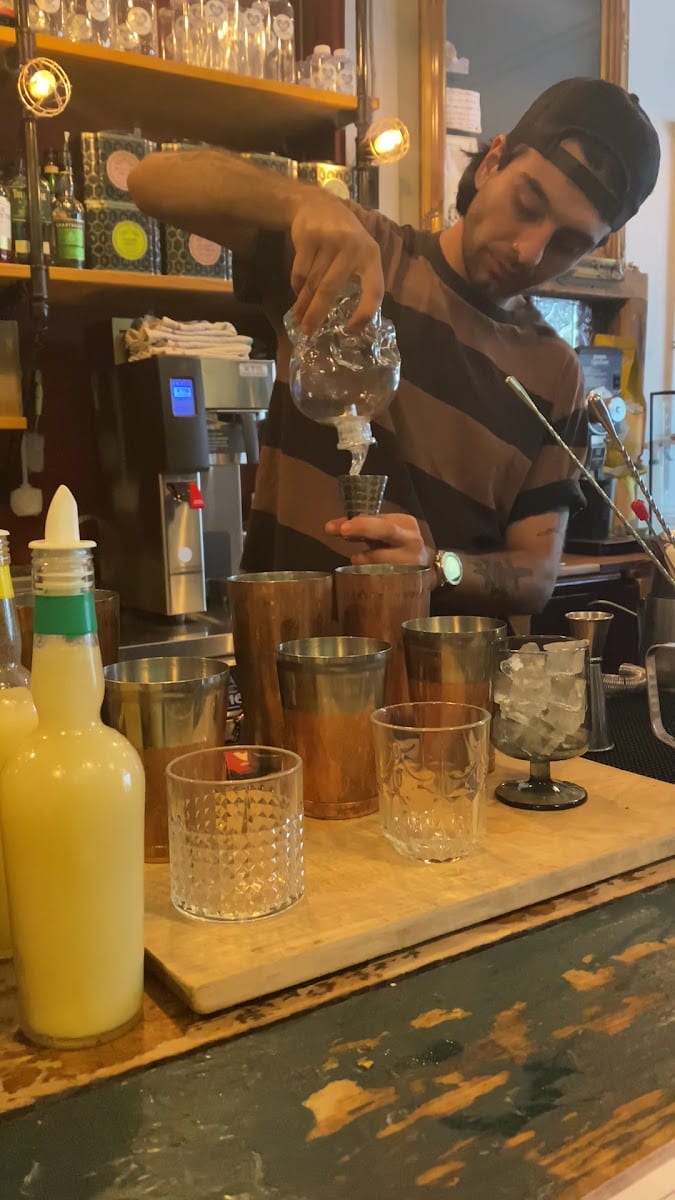 Voodoo Child Cocktail & Espresso Bar, photo 3