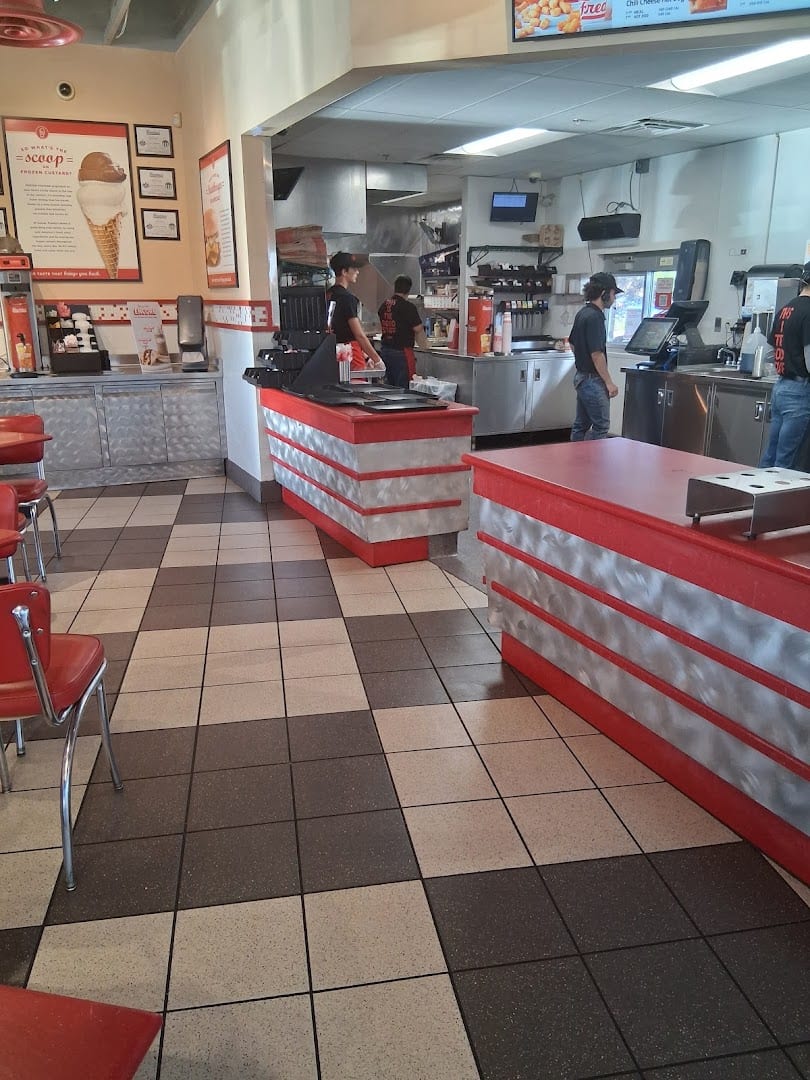Freddy's Frozen Custard & Steakburgers, photo 3