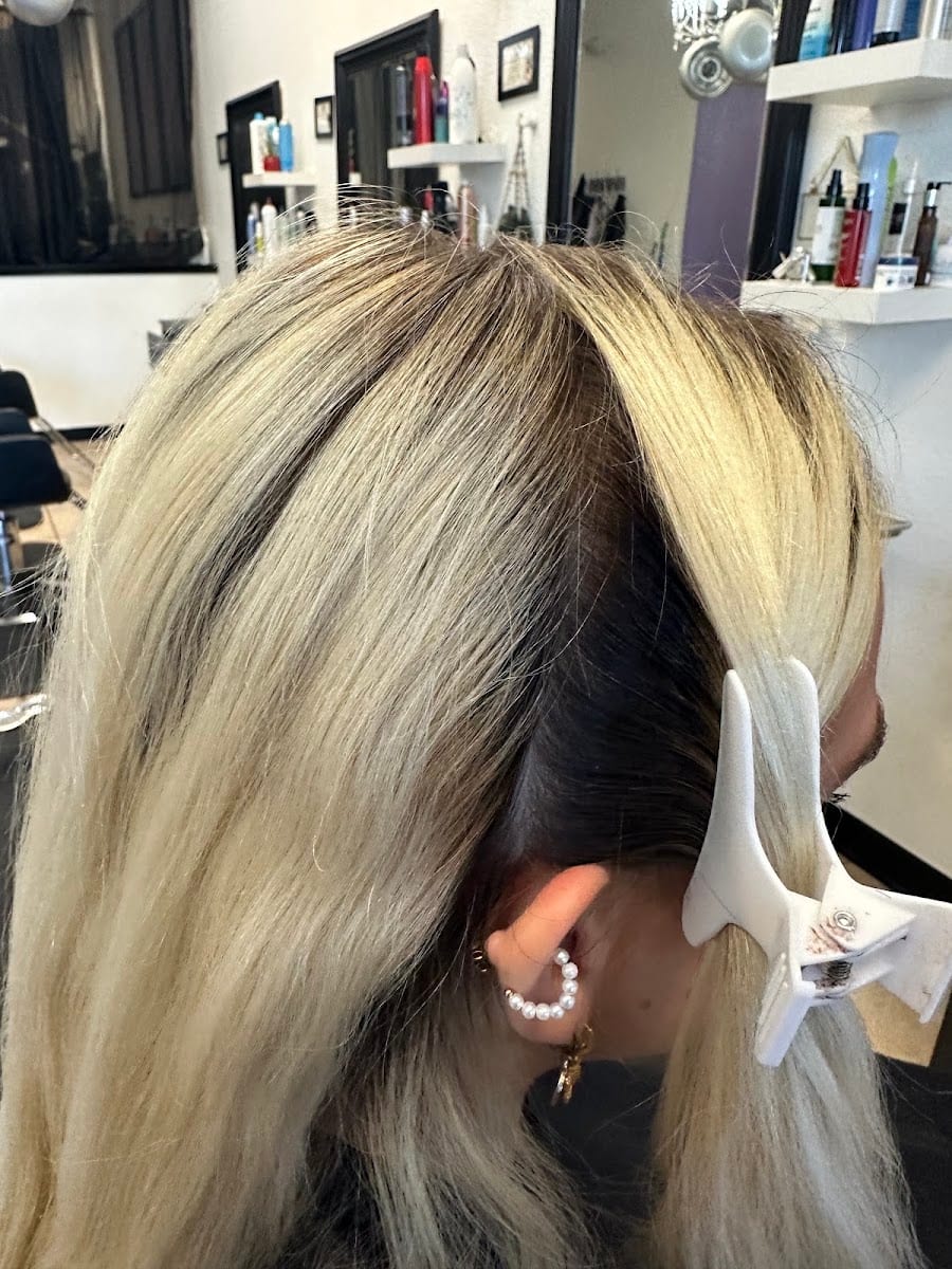 L M Beauty Studio