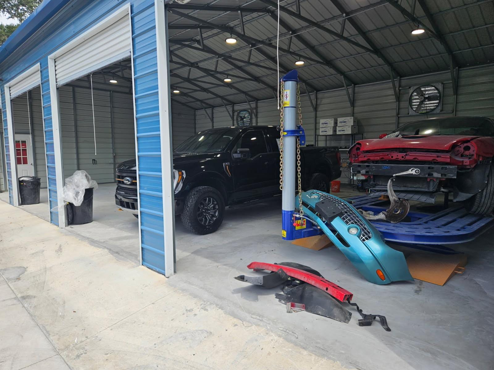 Shalom Auto Body
