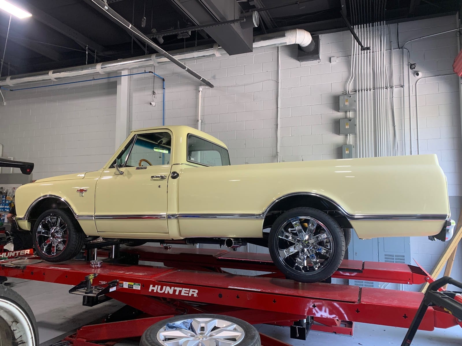 RNR Tire Express, photo 4