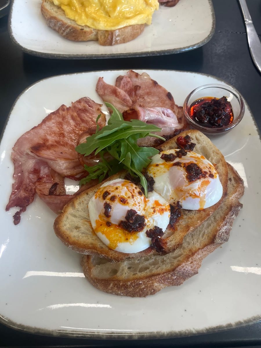 Olive & Bean Deli Cafe, photo 4