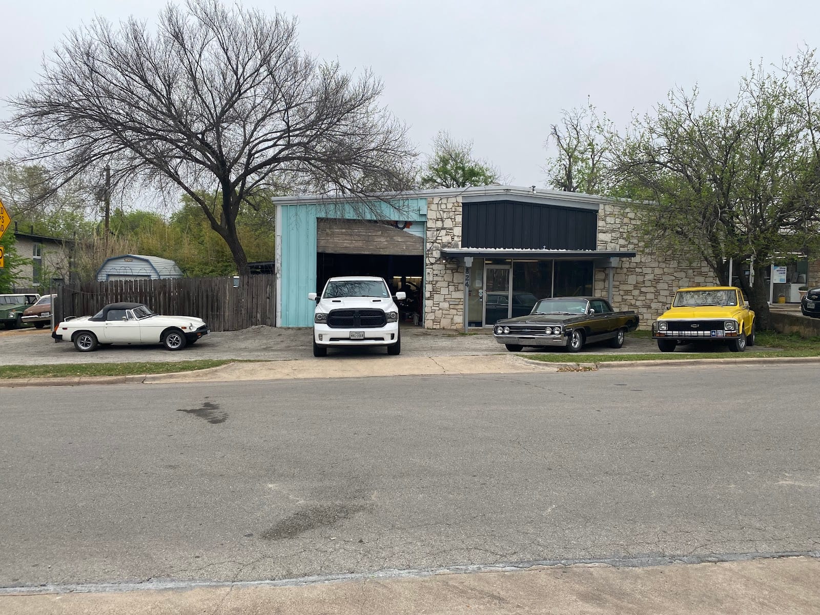 Steel Classic Garage