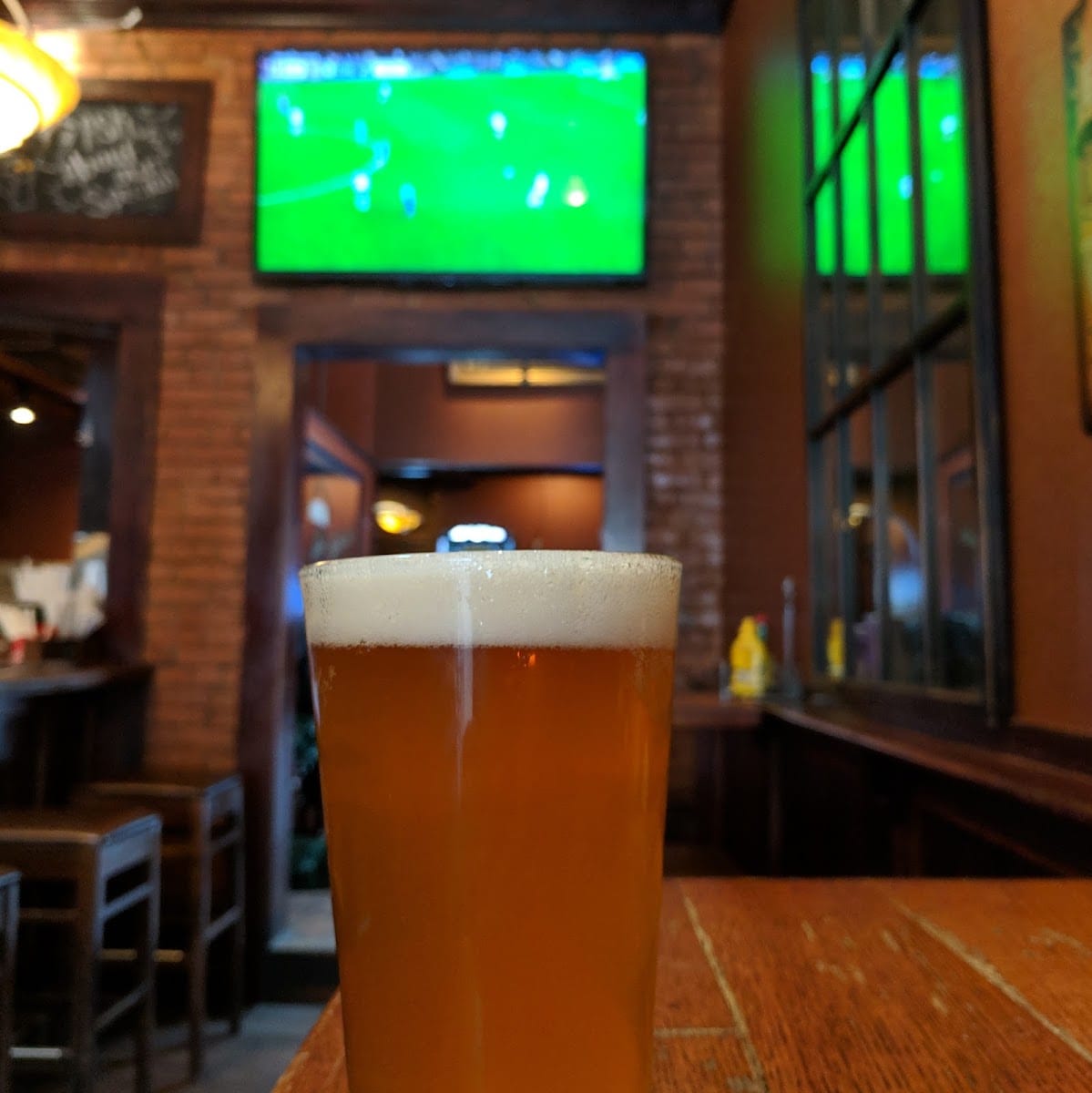 Magpie Irish Pub