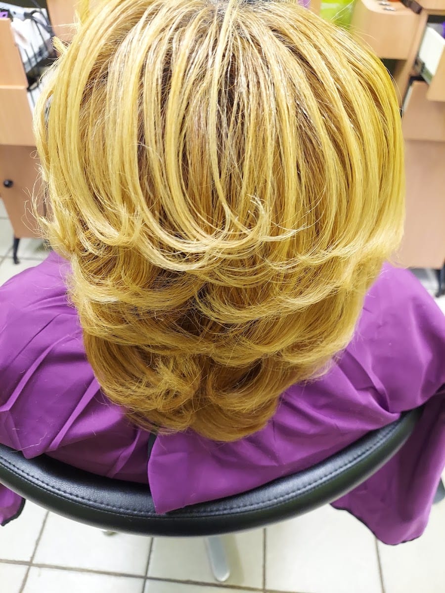 Salon Genesis, photo 3