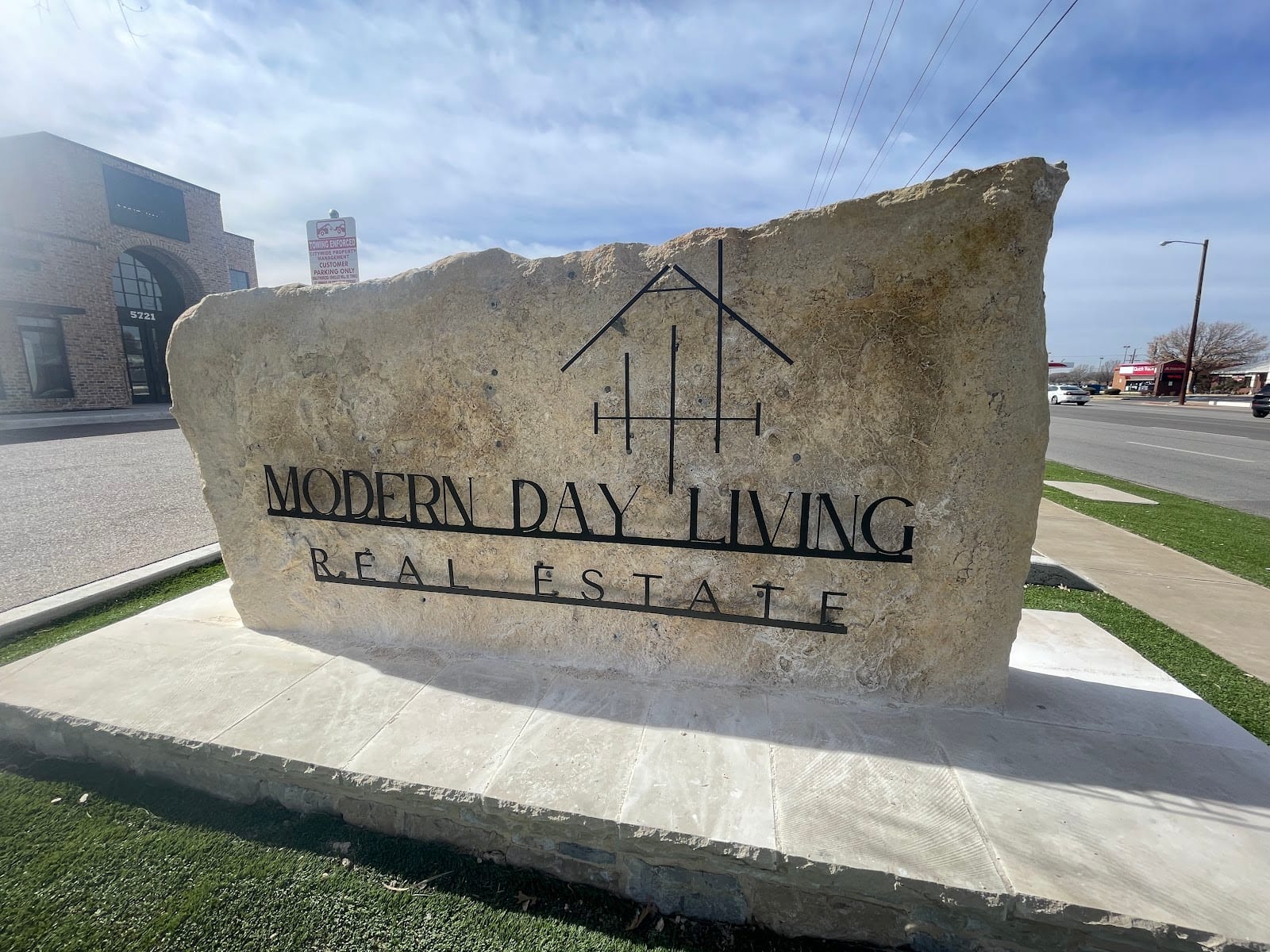 Modern Day Living Real Estate