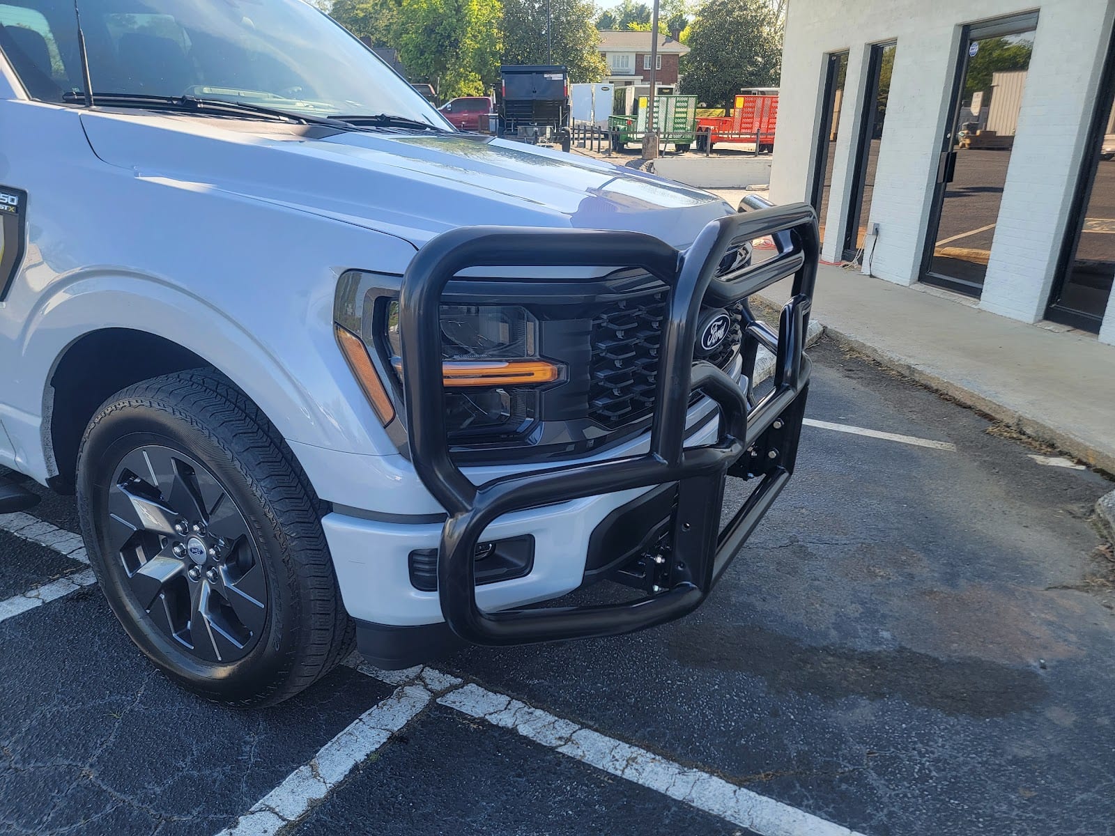 Truck Toyz - Leonard Truck Outfitters, photo 3