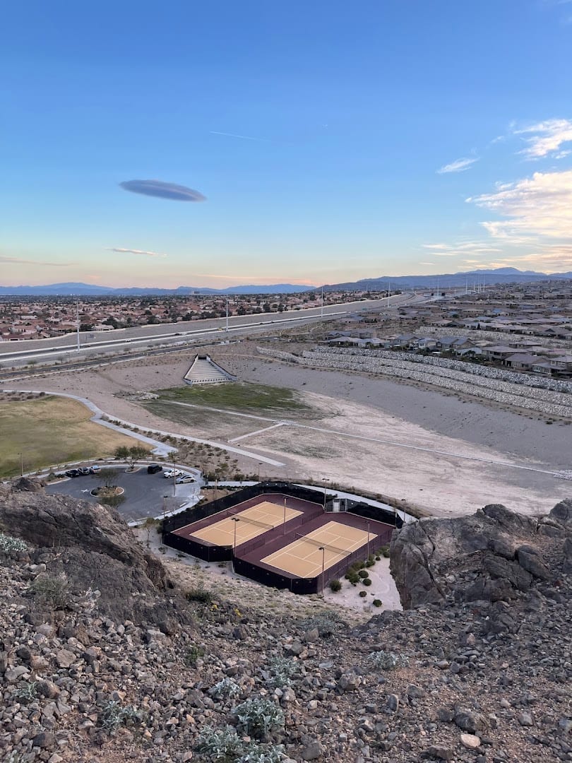 Reverence Park Tennis Courts, photo 2