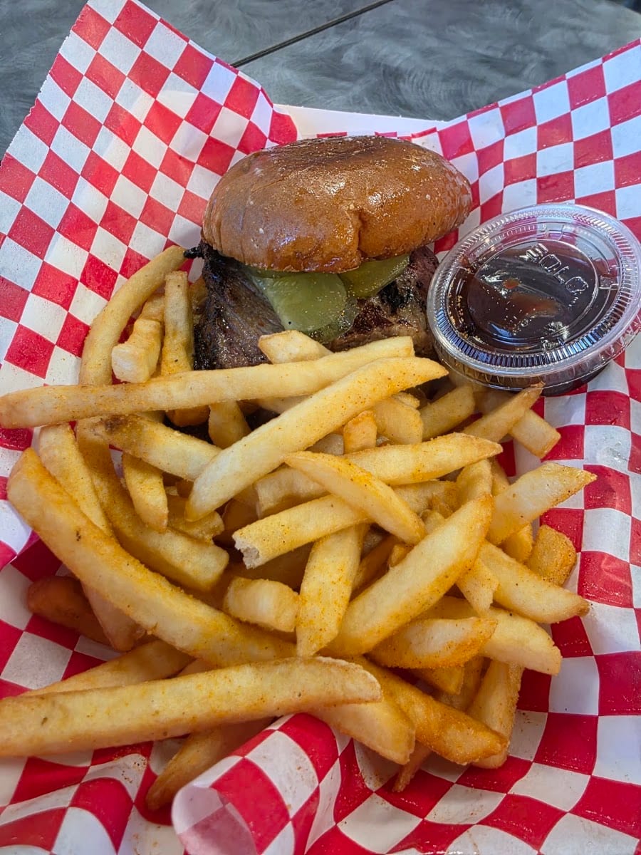 Cruise City Bar & Grille