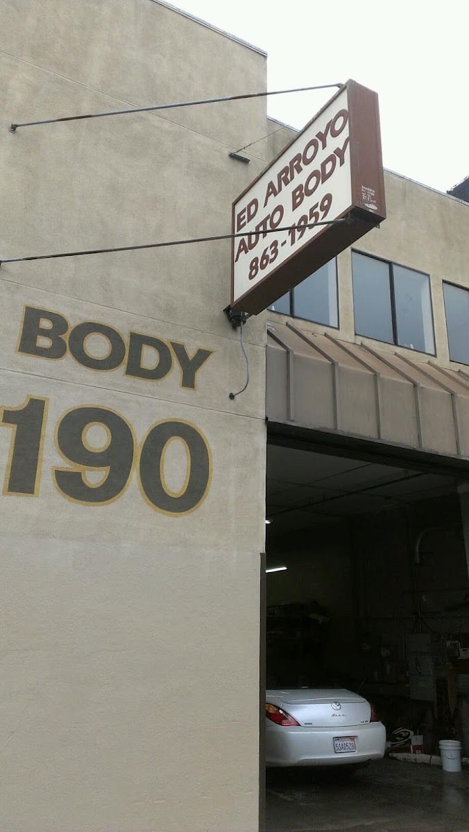 Ed Arroyo Auto Body, photo 2
