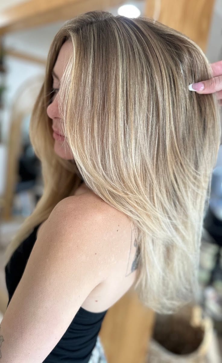 Blonde & Boujee Salon