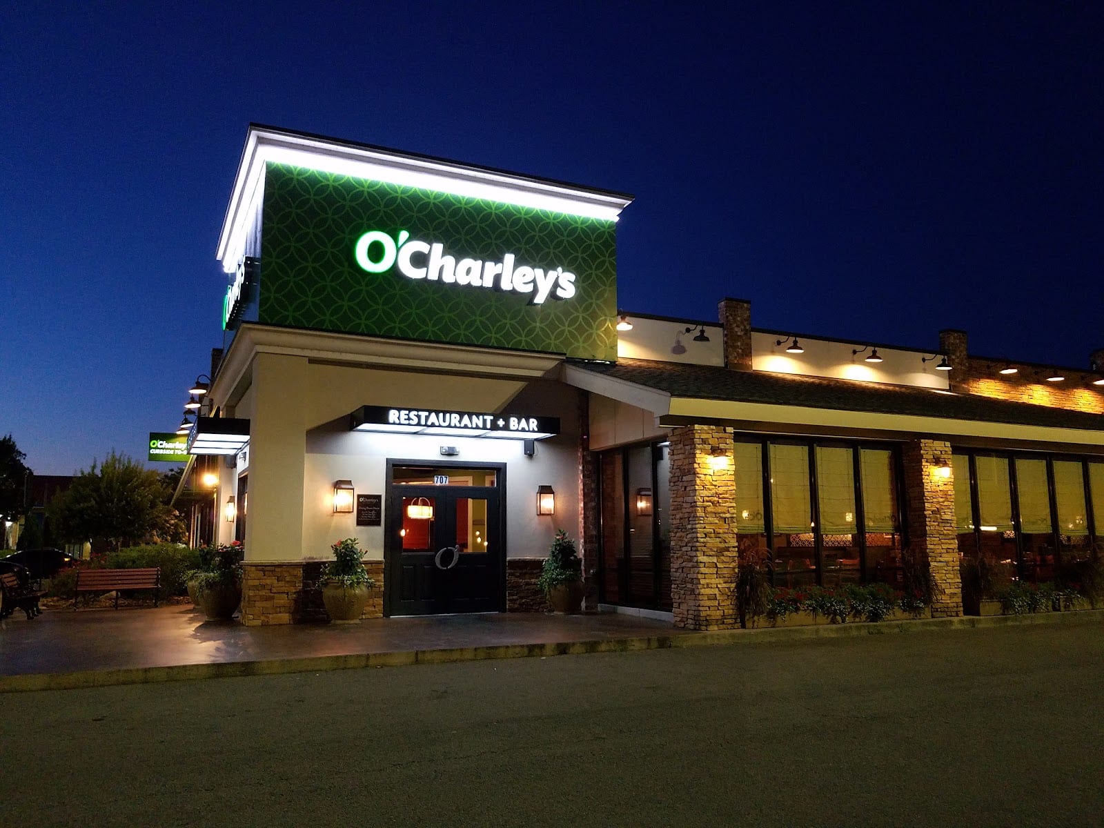 O'Charley's Restaurant & Bar, photo 2
