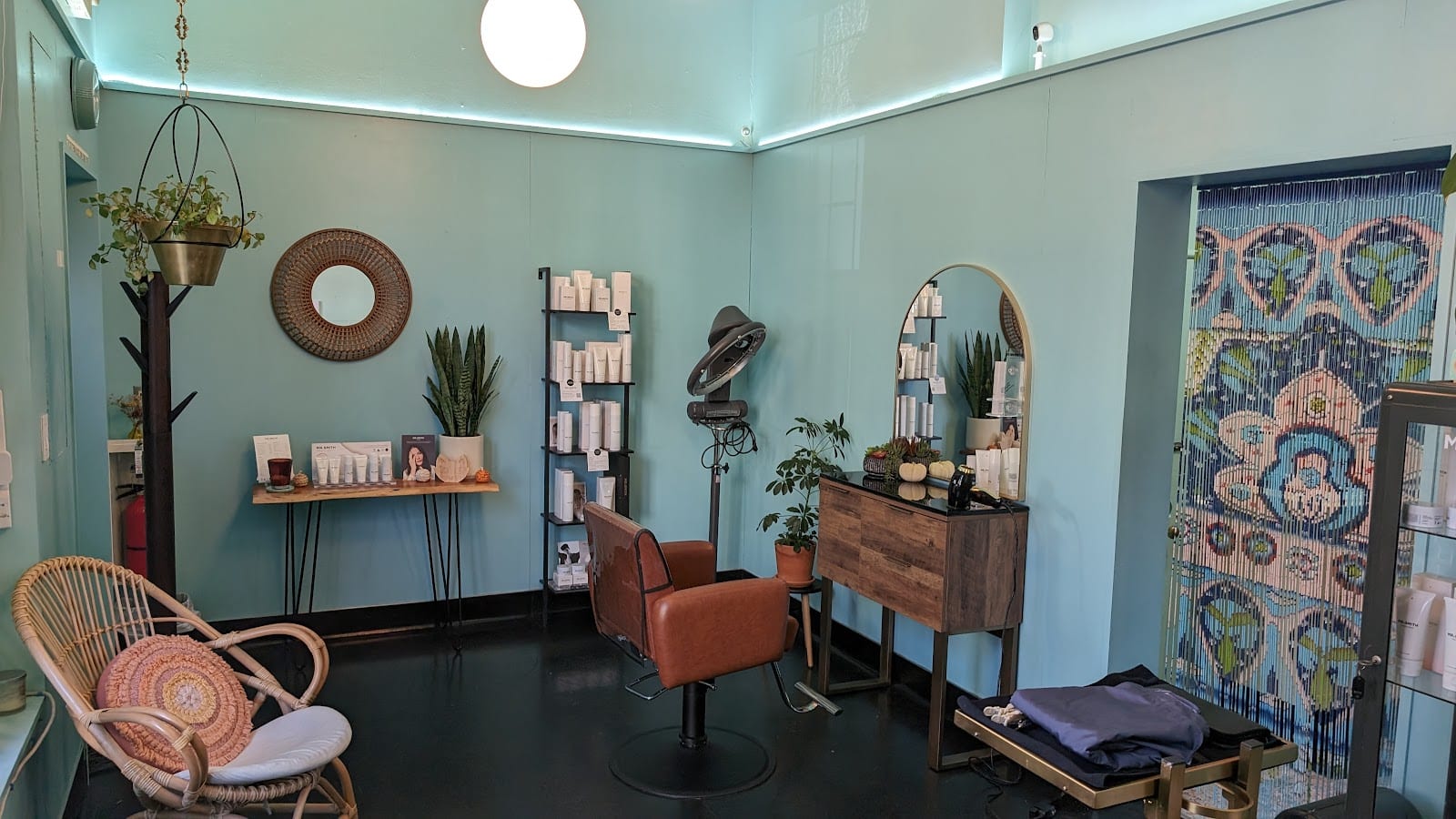 Dahlia Hair Studio