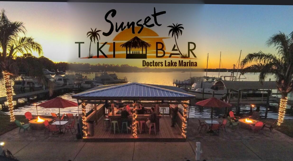The Sunset Tiki Bar, photo 2
