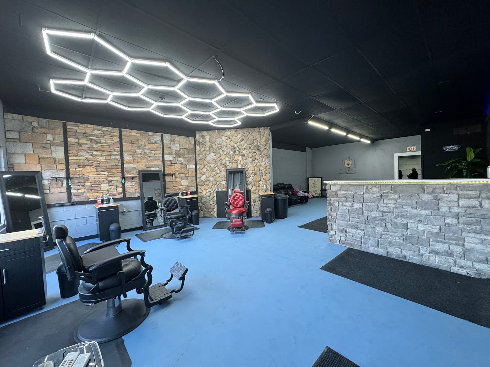 El Rey Studios Barbershop