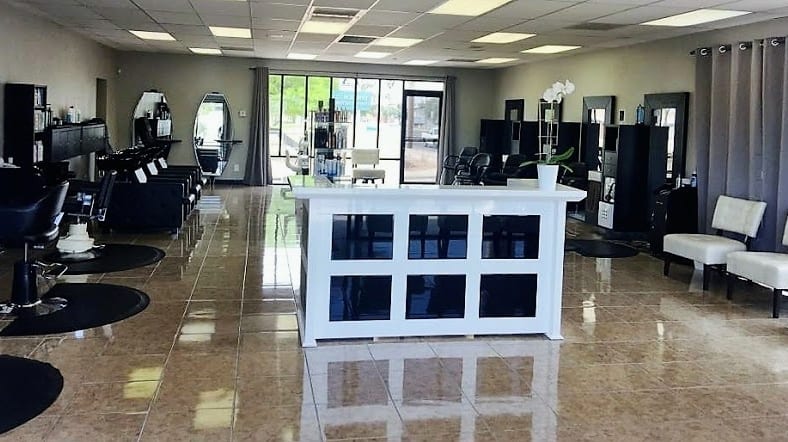 Favila Hair Studio, photo 2
