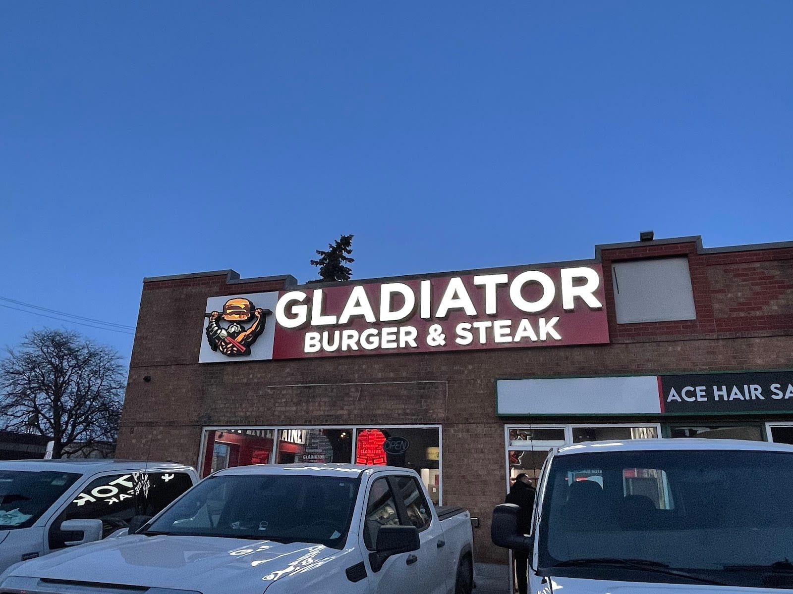 Gladiator Burger - Scarborough, photo 2
