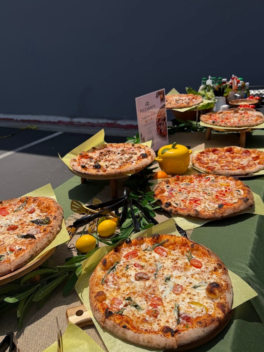 Pizzardo’s pizza catering