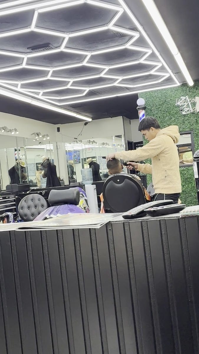 Iced Out Barbershop, photo 3
