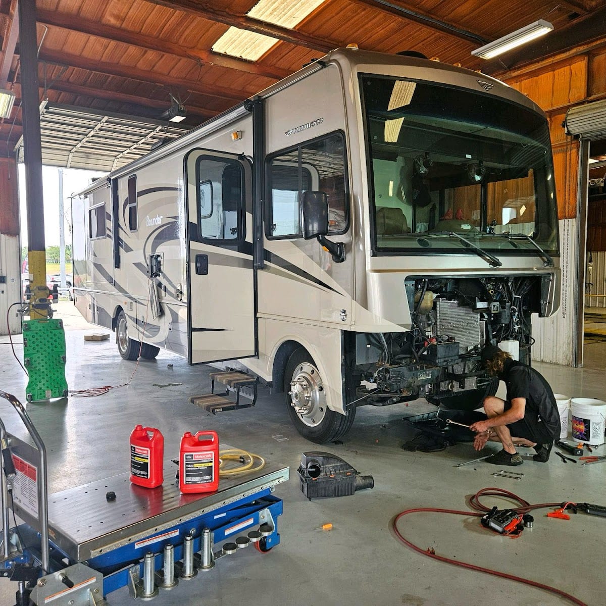 Fifth Gear Automotive Repair - Commercial Truck & RV Repair