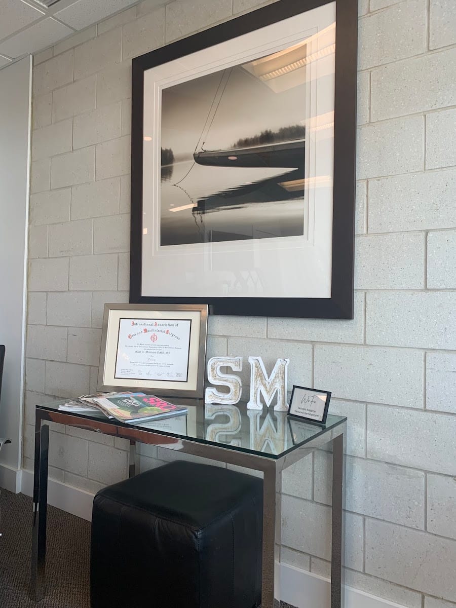 Scott Middleton Oral Surgery - Sarasota Oral and Implant Surgery, photo 3