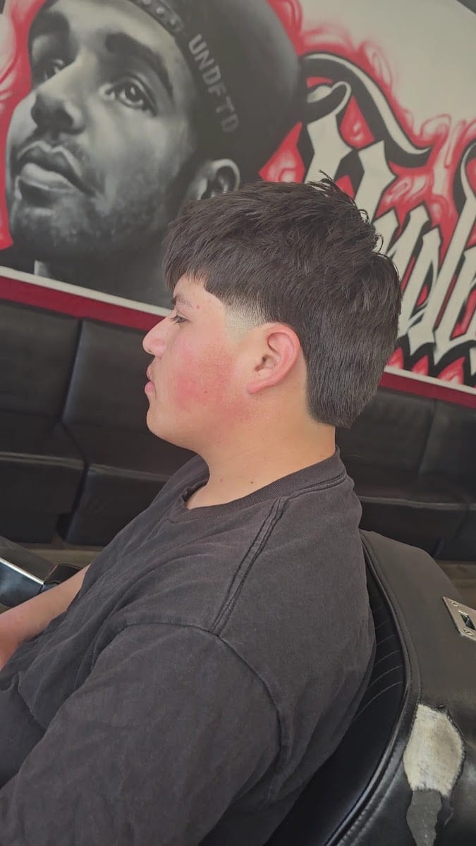Undefeated Barber Shop, photo 3