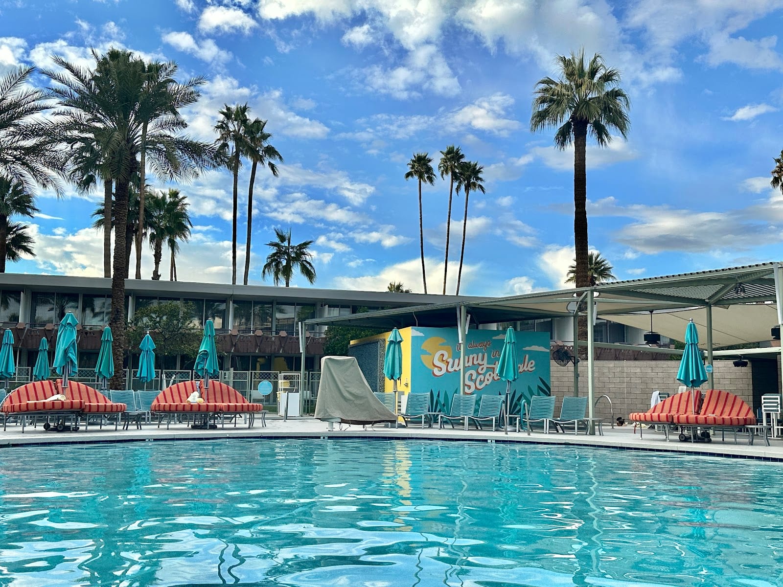 OH Pool Bar + Cabanas, photo 4