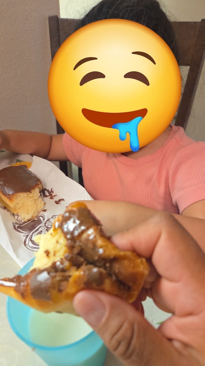 Royal Pastries 'n' Doughnuts, photo 3