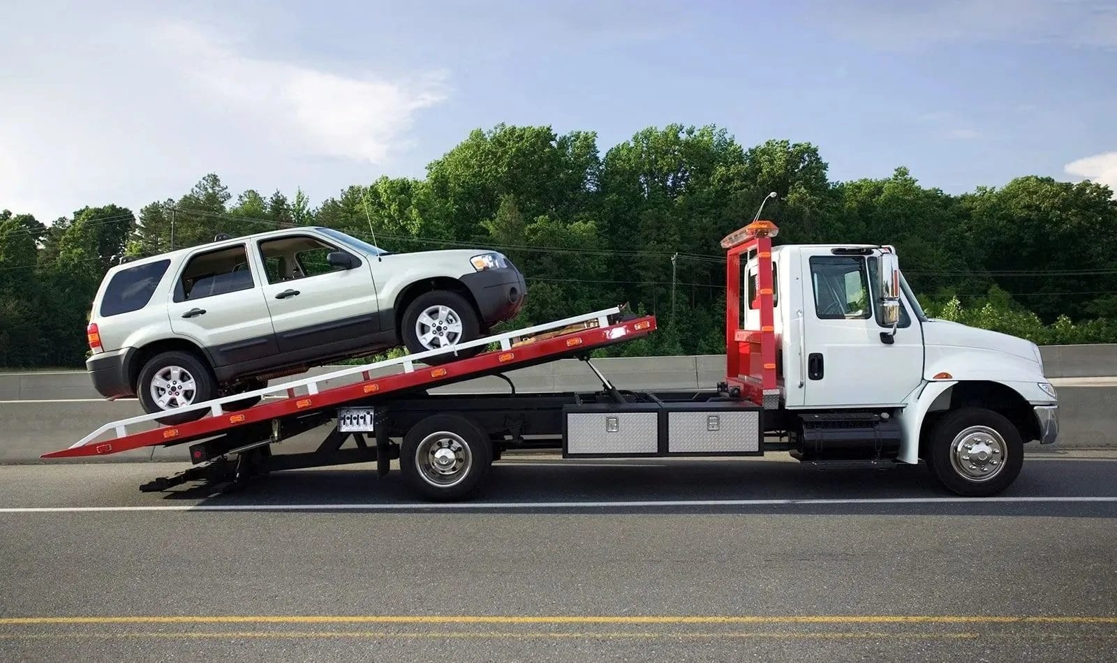 P & J Tires & Towing Inc.