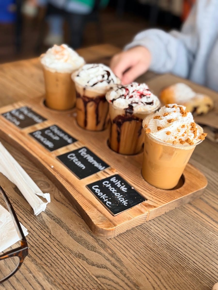 Maple Bakery & Coffee House