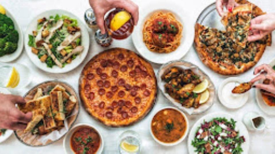 Amici's East Coast Pizzeria at Mid Market Eats Food Hall