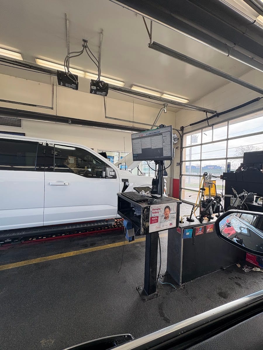 Valvoline Instant Oil Change, photo 3
