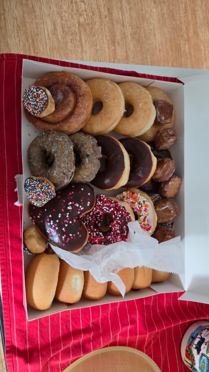 Vail Donuts, photo 3
