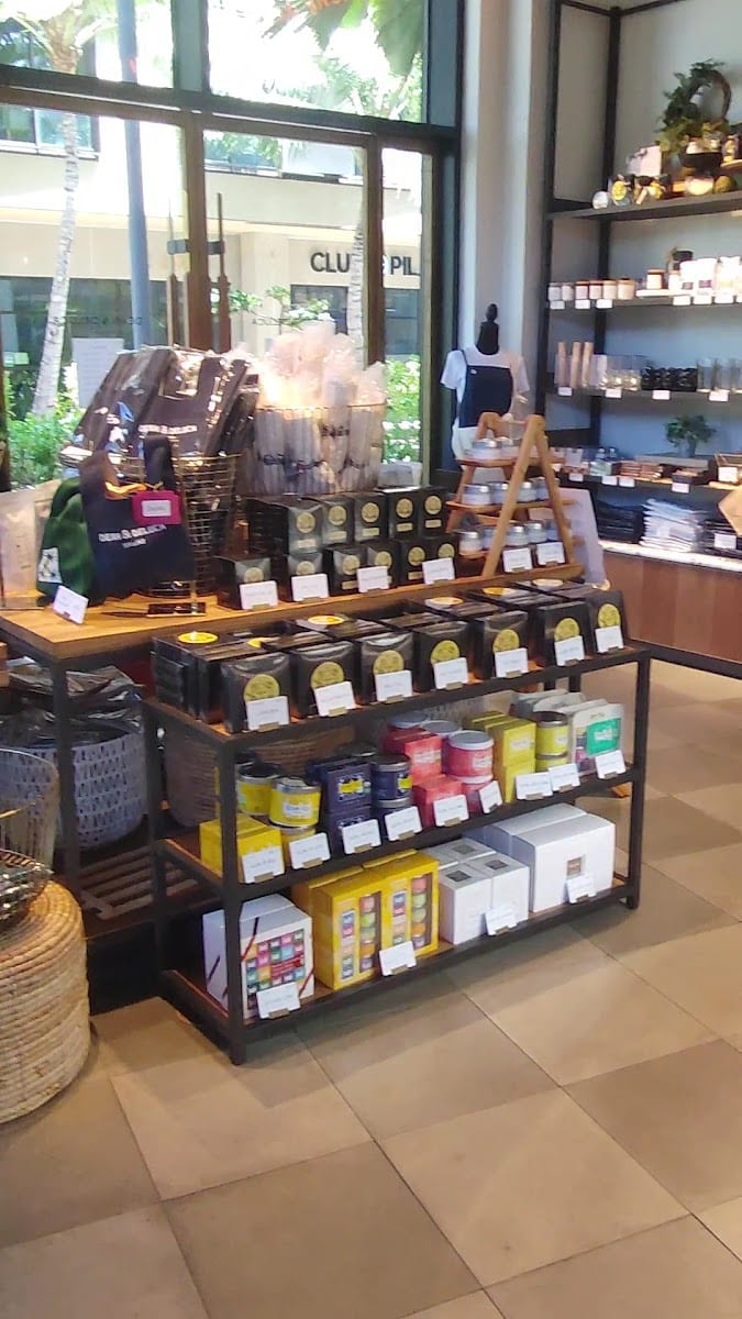 DEAN & DELUCA HAWAII - Kaka'ako Store, photo 3