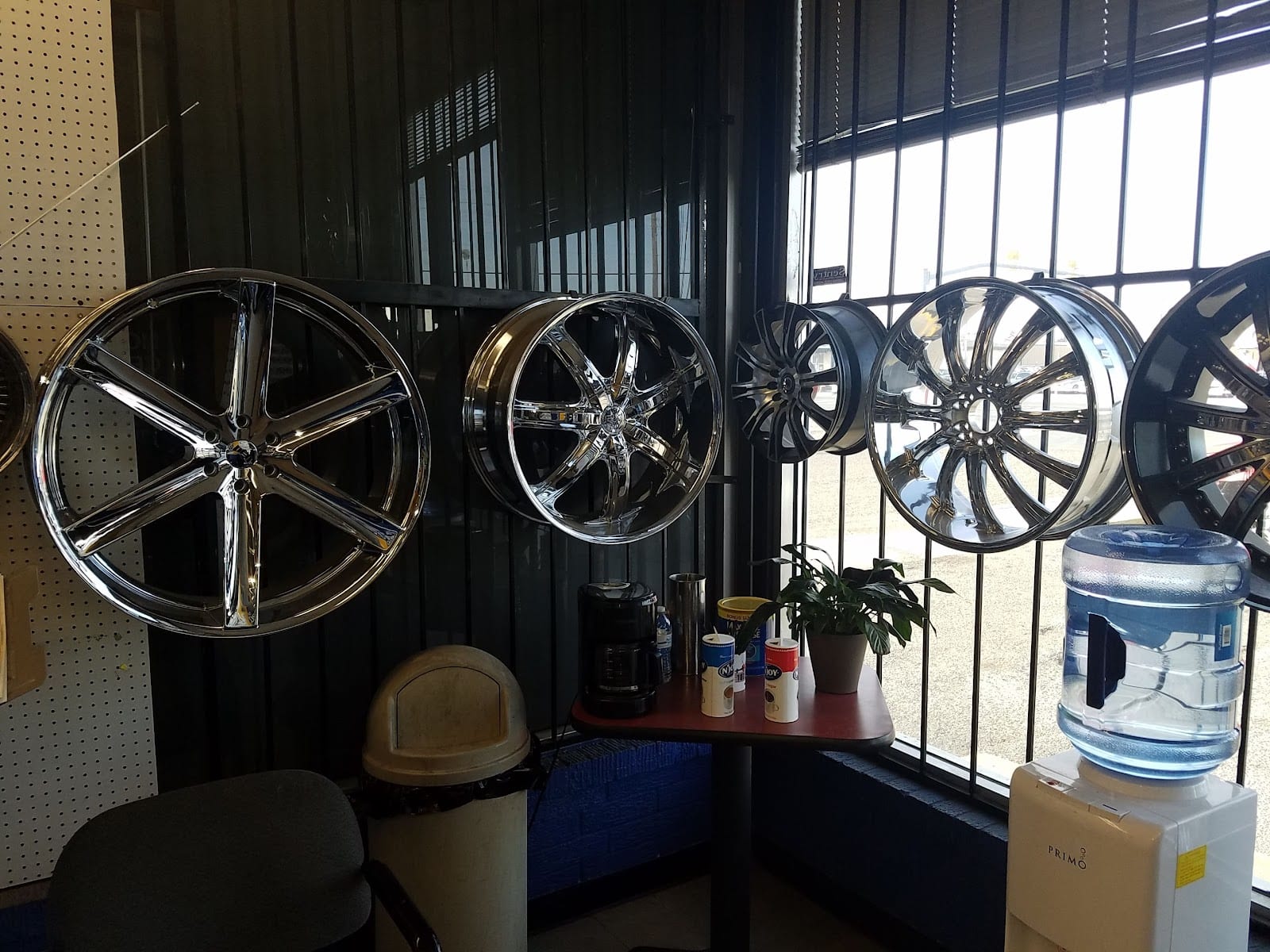 Crest Tires
