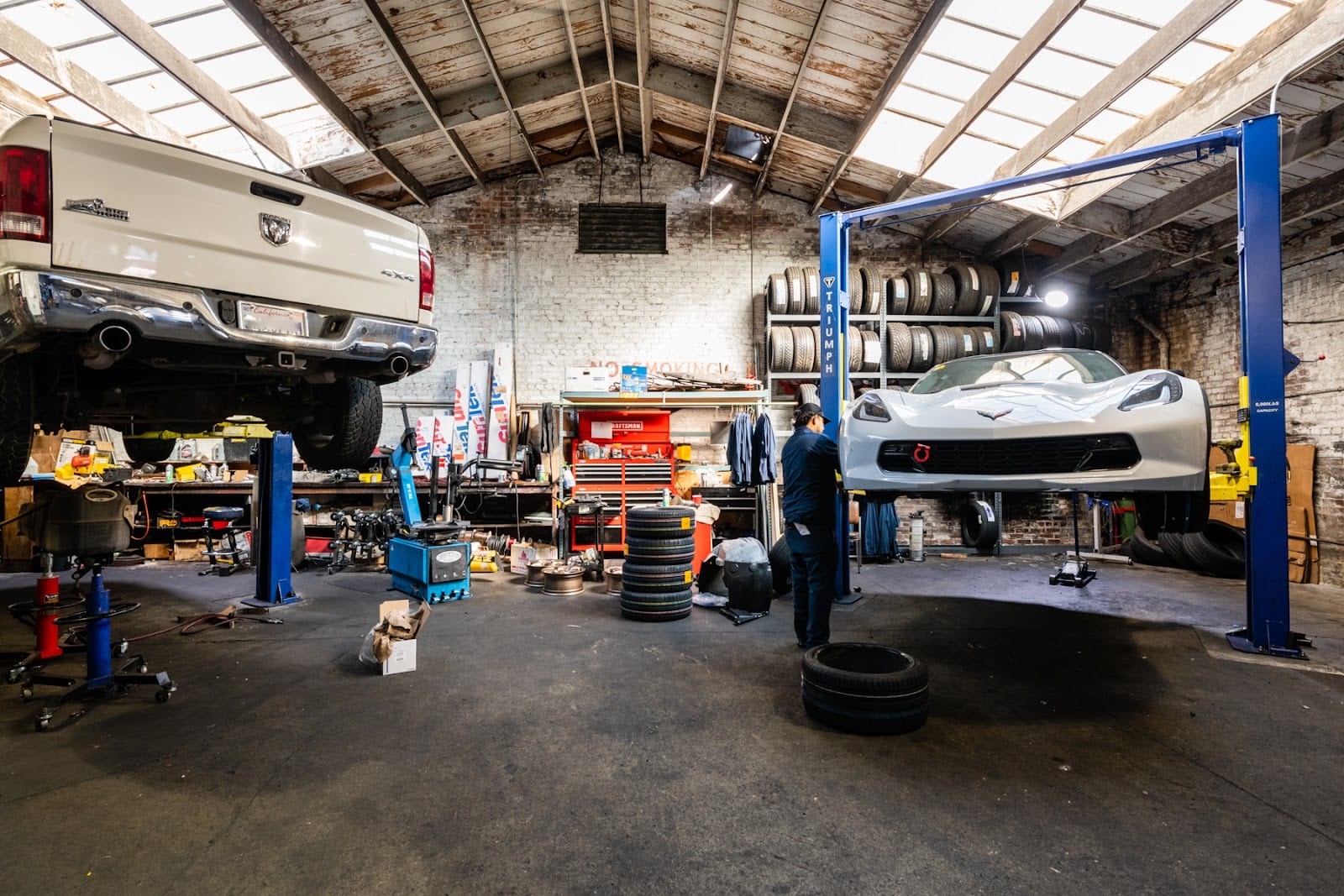 Faxon Garage, photo 2