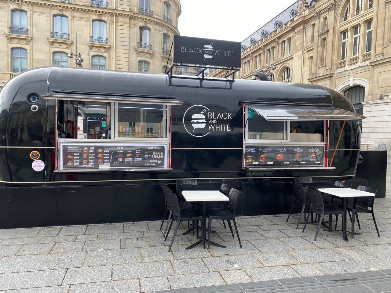 Black & White Burger Gare Saint-Lazare, photo 2