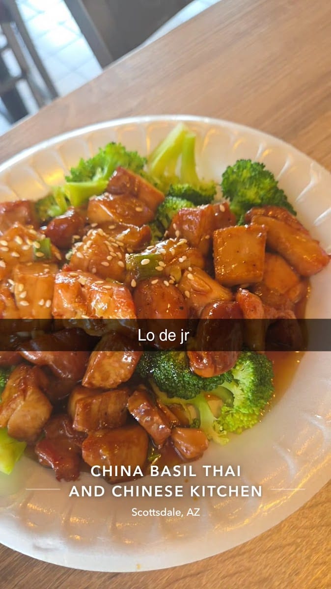 China Basil Thai and Chinese Kitchen, photo 3