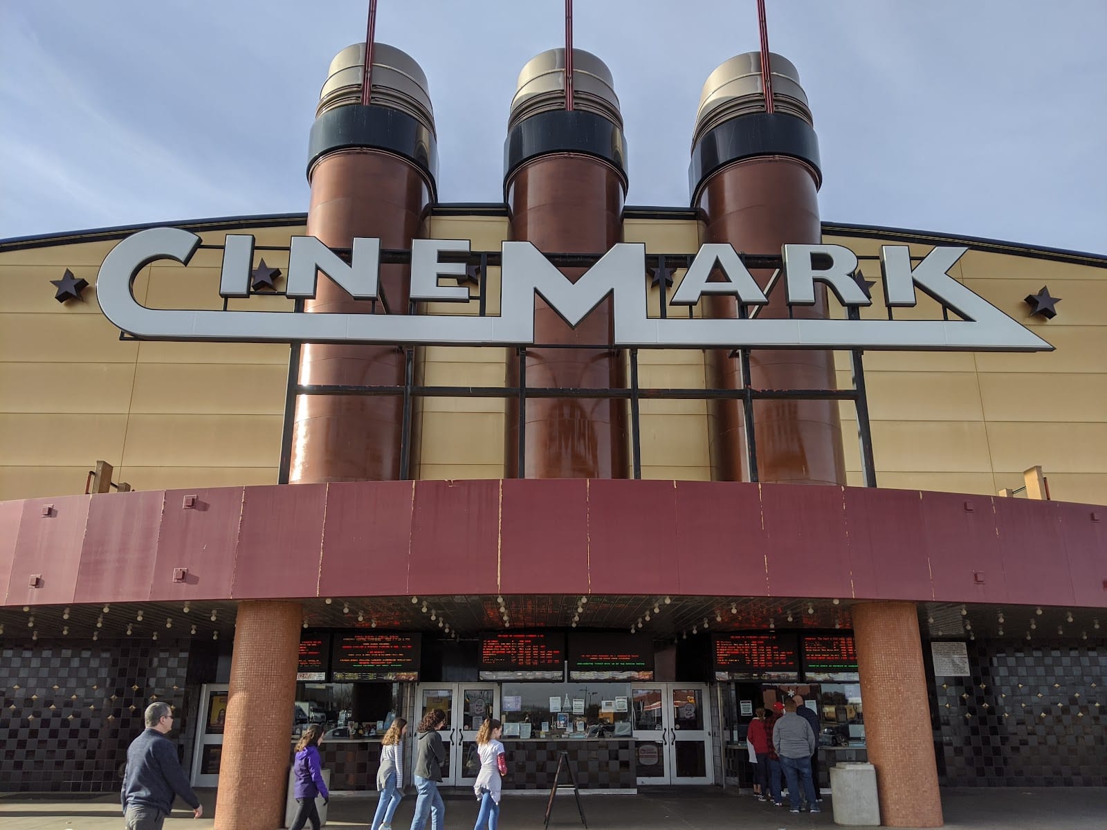 Cinemark Tinseltown Lubbock and XD