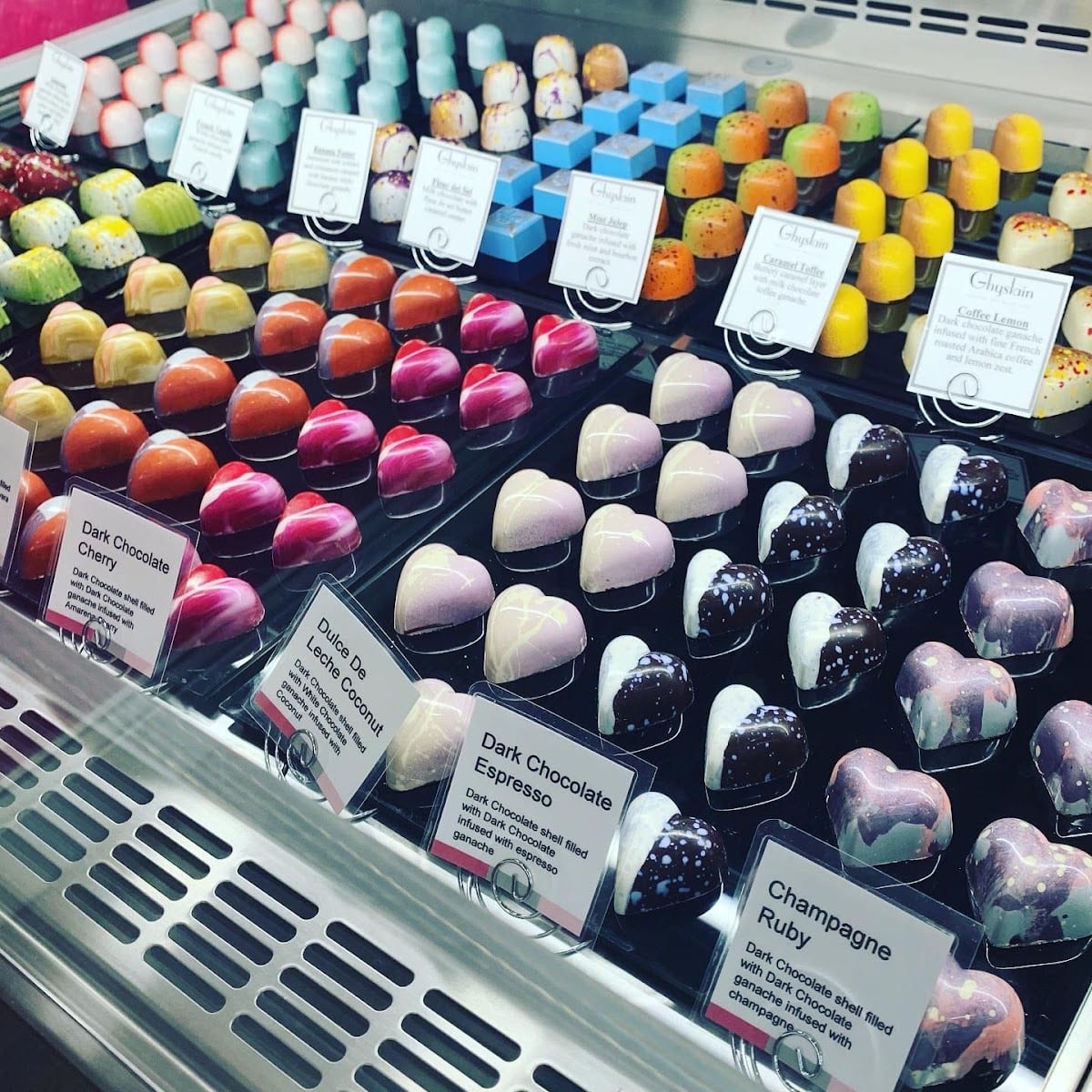 Le Macaron French Pastries Doylestown