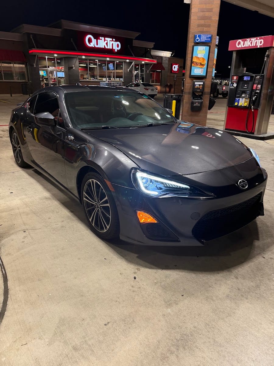 Unique Precision Collision Repair