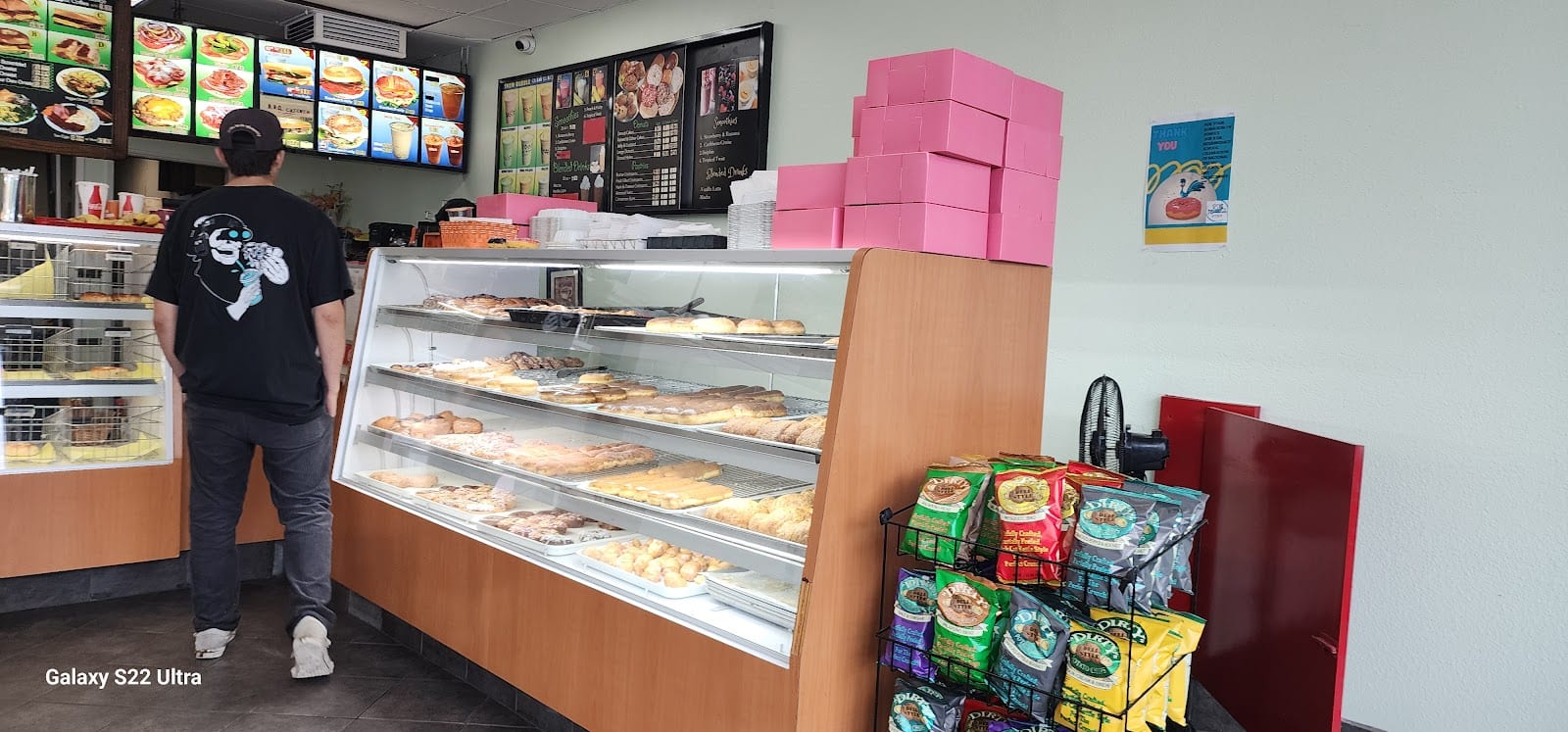 Scott's Donuts & Deli